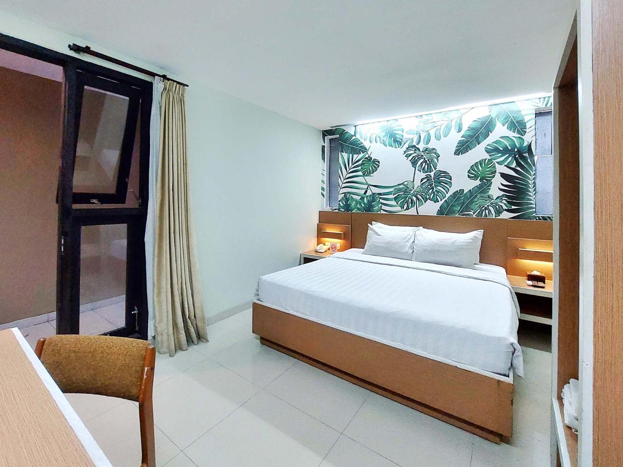 Shinta Guesthouse Malang Esterno foto