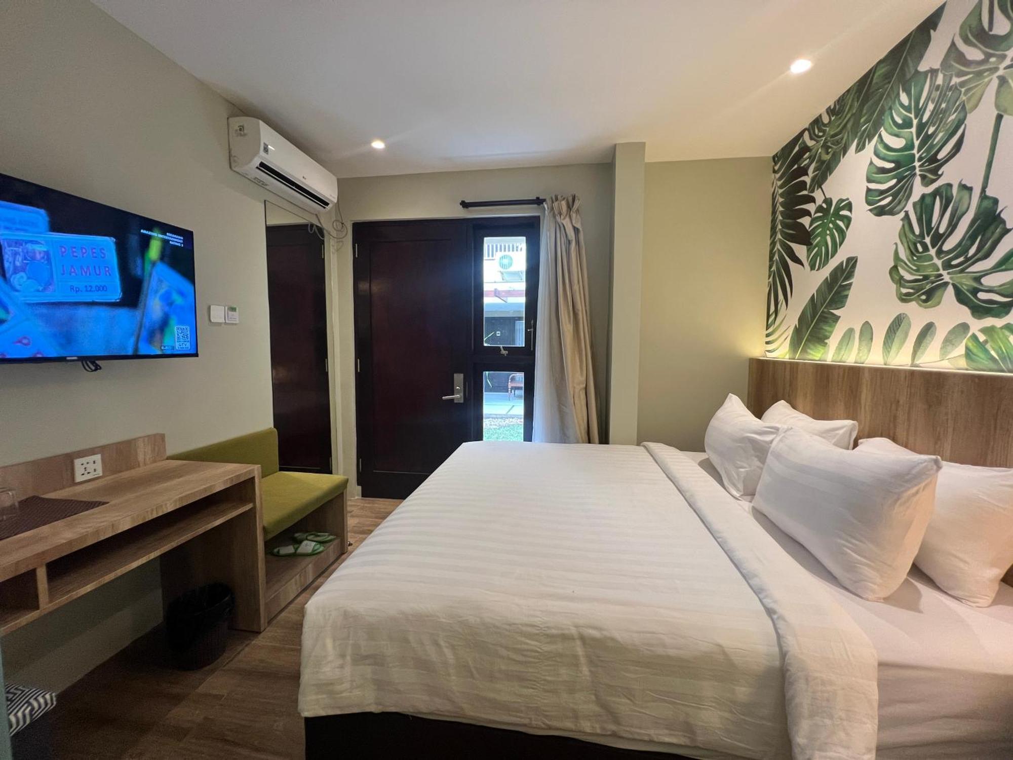Shinta Guesthouse Malang Esterno foto